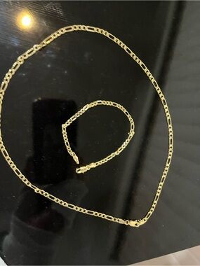 14k gold plated figaro Necklace and Bracelet Set